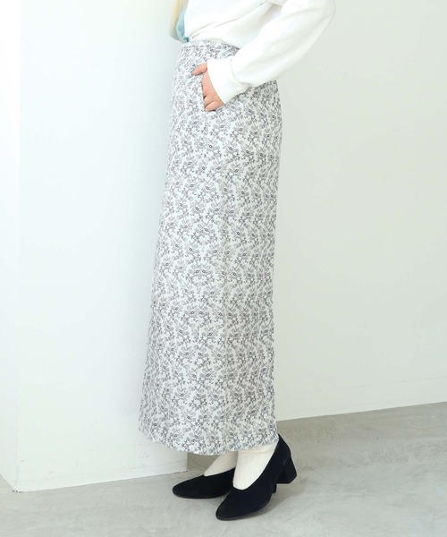 nitca（ニトカ）の「キカバナプリント　バックスリットスカート（スカート・レディース・ホワイト/オレンジ・FREE）」の16枚目の写真