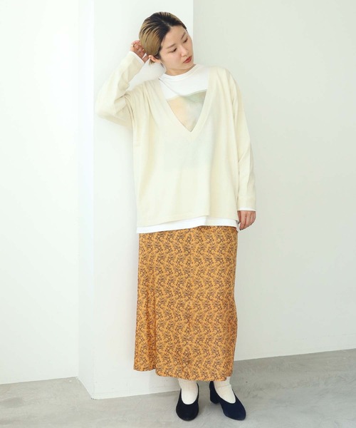 nitca（ニトカ）の「キカバナプリント　バックスリットスカート（スカート・レディース・ホワイト/オレンジ・FREE）」の11枚目の写真