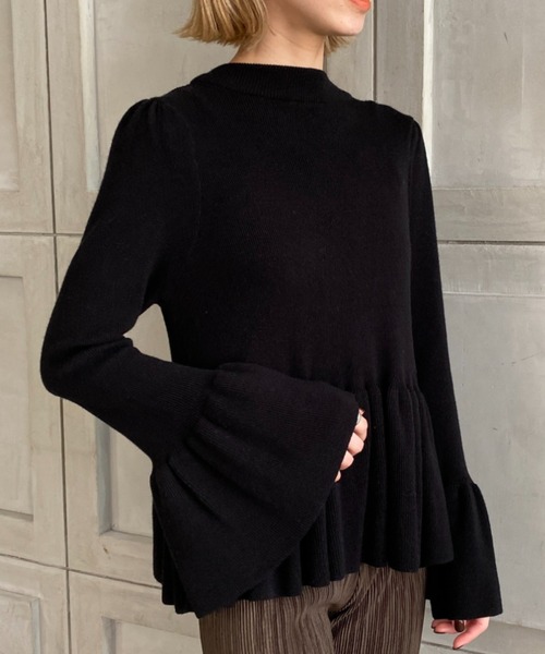 moment+（モーメントプラス）の「12G ペプラムフリル モックネックニットプルオーバー（ニット/セーター・レディース・ブラック/パープル/ライトベージュ・FREE）」の12枚目の写真