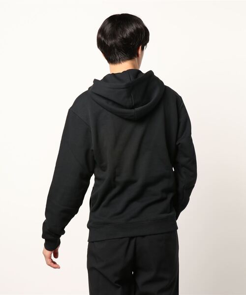 Reebok(リーボック)の「クラシックス フーディー / Classics Hoodie(パーカー・メンズ・ブラック/コバルトブルー・XXX-LARGE/MEDIUM/SMALL/LARGE/X-LARGE/XX-LARGE/X-SMALL)」の4枚目の写真