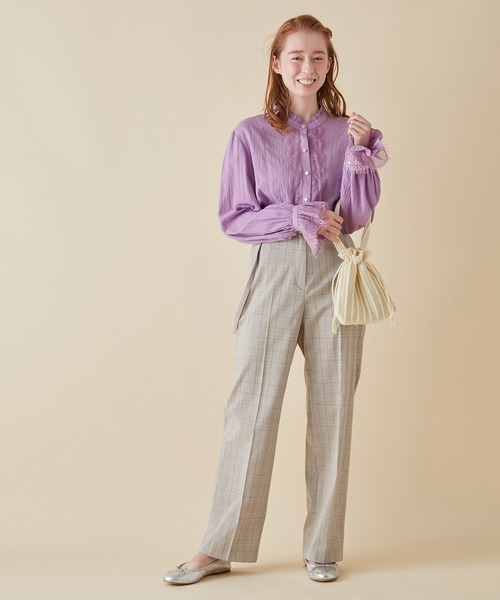 MADEMOISELLE ROPE'(マドモアゼル ロペ)の「袖レースエアリーブラウス(シャツ/ブラウス・レディース・ブラック/ホワイト/パープル系その他2・38)」の4枚目の写真