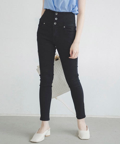 FREE'S MART（フリーズマート）の「【Sシリーズ対応】◇ハイウエストボタンフライスキニーデニムパンツ（デニムパンツ・レディース・ブラック系その他/ワンウォッシュ/ライトインディゴブルー・SMALL/X-SMALL/MEDIUM）」の2枚目の写真