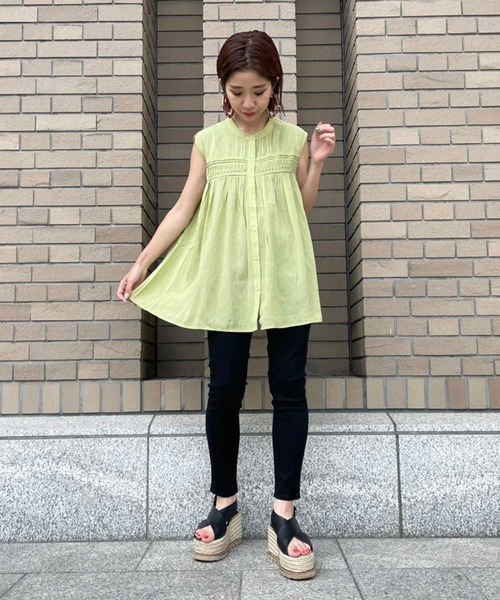 FREE'S MART（フリーズマート）の「【Sシリーズ対応】◇ハイウエストボタンフライスキニーデニムパンツ（デニムパンツ・レディース・ブラック系その他/ワンウォッシュ/ライトインディゴブルー・SMALL/X-SMALL/MEDIUM）」の7枚目の写真