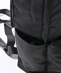 off white（オフホワイト）の「OFF WHITE (オフ ホワイト
