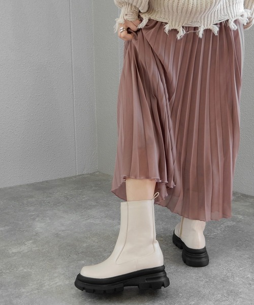 minia（ミニア）の「トラックソールミドルブーツ　◆（ブーツ・レディース・ブラック/ダークブラウン/アイボリー・LL/S/M/L）」の22枚目の写真