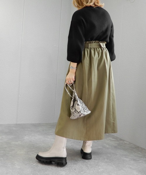 minia（ミニア）の「トラックソールミドルブーツ　◆（ブーツ・レディース・ブラック/ダークブラウン/アイボリー・LL/S/M/L）」の4枚目の写真