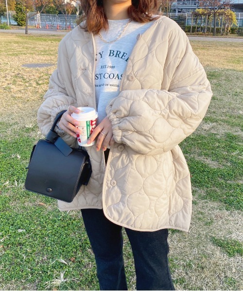 apres jour（アプレジュール）の「袖ボリュームキルティングブルゾン【ZOZOTOWN限定アイテム】（ブルゾン・レディース・モカ/アイボリー/ライトベージュ・X-LARGE/フリー）」の3枚目の写真