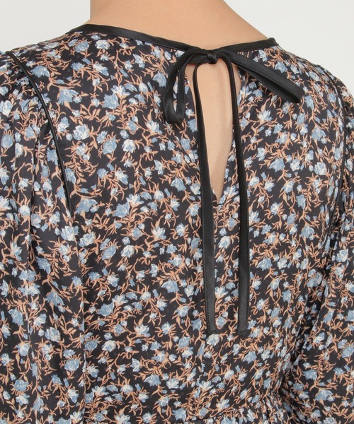 LBC(エルビーシー)の「ビンテージドビーサテンワンピース(ワンピース・レディース・ブラック/ブルー・M)」の11枚目の写真