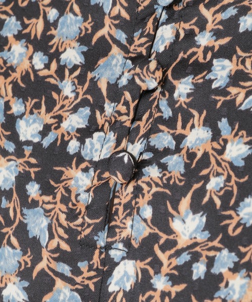 LBC(エルビーシー)の「ビンテージドビーサテンワンピース(ワンピース・レディース・ブラック/ブルー・M)」の12枚目の写真