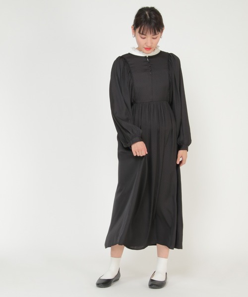 LBC(エルビーシー)の「ビンテージドビーサテンワンピース(ワンピース・レディース・ブラック/ブルー・M)」の18枚目の写真