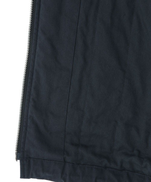 MHL.（エムエイチエル）の「PADDED COTTON NYLON（ブルゾン・メンズ・ネイビー/オリーブドラブ・SMALL/MEDIUM/LARGE）」の13枚目の写真