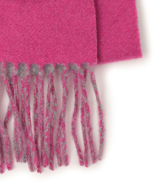 SHIPS(シップス)の「ソリッドカシミヤリバーシブルマフラー◆(マフラー・レディース・オフホワイト/クリーム/ライトグリーン/ネイビー/ライトブルー/ピンク・ONE SIZE)」の10枚目の写真