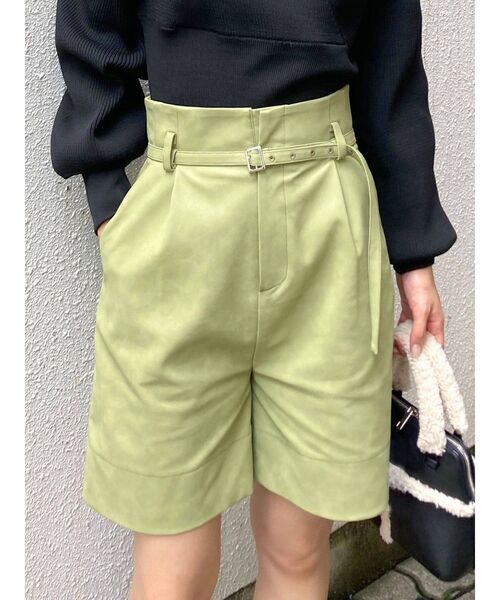 EMODA(エモダ)の「トラペーズハイウエストパンツ(その他パンツ・レディース・アイボリー/ブラック/カーキ・SMALL/MEDIUM)」の1枚目の写真