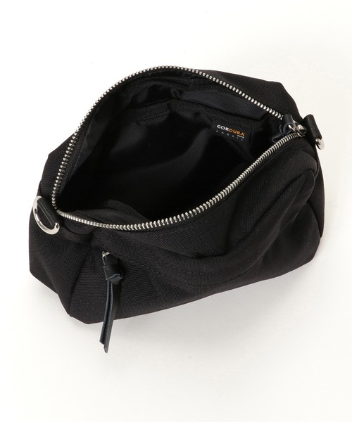 Cricket（クリケット）の「[クリケット] Cricket コーデュラナイロン ミニポシェット ヨコ型（ショルダーバッグ・メンズ・ブラック/トップグレー・FREE）」の9枚目の写真
