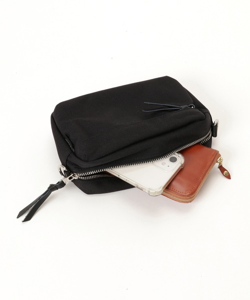 Cricket（クリケット）の「[クリケット] Cricket コーデュラナイロン ミニポシェット ヨコ型（ショルダーバッグ・メンズ・ブラック/トップグレー・FREE）」の11枚目の写真