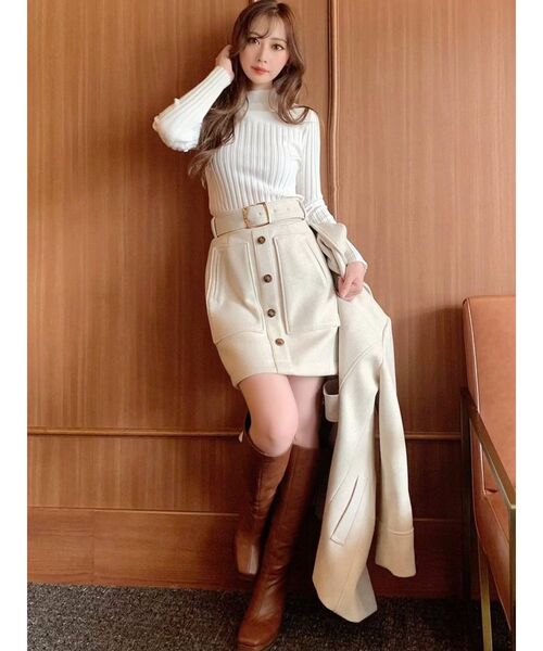 RESEXXY（リゼクシー）の「リブハイネックニットトップス（ニット/セーター・レディース・ホワイト/ブラック/オレンジ/モカ・FREE）」の5枚目の写真