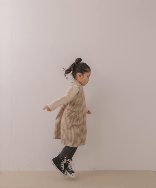 URBAN RESEARCH DOORS（アーバンリサーチドアーズ）の「キモウジャンパースカート(KIDS)（ジャンパースカート・キッズ・ベージュ/チェック・120/105/150/135）」の8枚目の写真