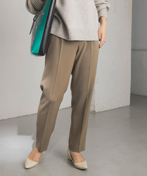 URBAN RESEARCH（アーバンリサーチ）の「ウール混タックカラーパンツ（その他パンツ・レディース・ベージュ系その他/ブルー/レッド・34/36/38）」の22枚目の写真