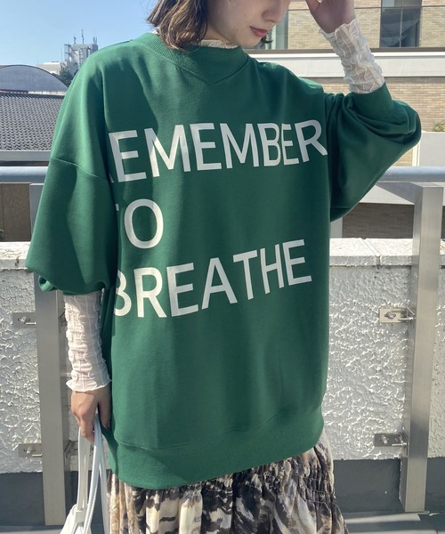 AS KNOW AS PINKY（アズノゥアズピンキー）の「BIGに伝えて想いをプルオーバー（スウェット・レディース・ホワイト/グレイッシュベージュ/グリーン/ブラック・FREE）」の4枚目の写真