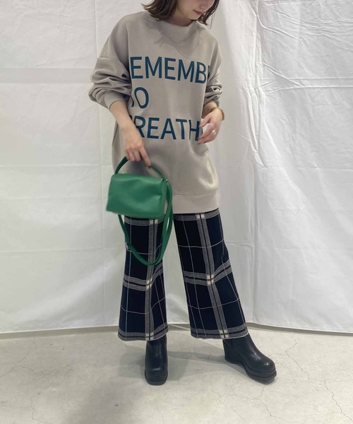 AS KNOW AS PINKY（アズノゥアズピンキー）の「BIGに伝えて想いをプルオーバー（スウェット・レディース・ホワイト/グレイッシュベージュ/グリーン/ブラック・FREE）」の5枚目の写真