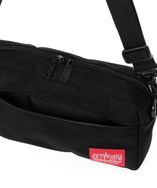 Manhattan Portage(マンハッタンポーテージ)の「Manhattan Portage/マンハッタンポーテージ ショルダーバック Jogger Bag MP1404L(ショルダーバッグ・メンズ・ブラック・FREE)」の8枚目の写真