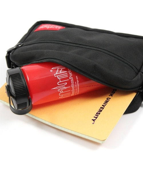 Manhattan Portage(マンハッタンポーテージ)の「Manhattan Portage/マンハッタンポーテージ ショルダーバック Jogger Bag MP1404L(ショルダーバッグ・メンズ・ブラック・FREE)」の9枚目の写真