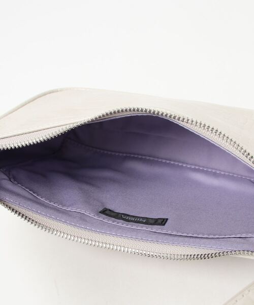 MURUA（ムルーア）の「ソフトカーブミニBAG（ハンドバッグ・レディース・ブラック/アイボリー・FREE）」の4枚目の写真