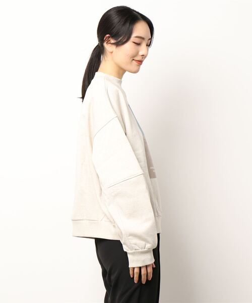 PAGEBOY（ページボーイ）の「サンドフォトウラケプルオーバー（スウェット・レディース・ピンク/オートミール/チャコールグレー・FREE）」の22枚目の写真