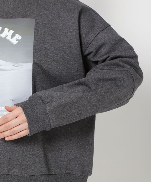 PAGEBOY（ページボーイ）の「サンドフォトウラケプルオーバー（スウェット・レディース・ピンク/オートミール/チャコールグレー・FREE）」の16枚目の写真