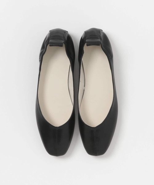 SENSE OF PLACE by URBAN RESEARCH（センスオブプレイスバイアーバンリサーチ）の「スクエアトウセンターシームフラットシューズ（その他シューズ・レディース・ブラック/アイボリー/ライトカーキ/ライトブラウン・SMALL/MEDIUM/LARGE）」の13枚目の写真