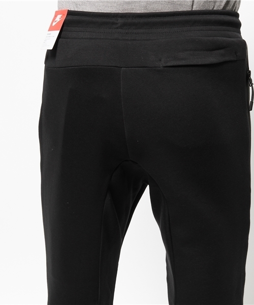 And A（アンドエー）の「NIKE TECH FLEECE 1.0 LONG PANT（その他パンツ・メンズ・ブラック/グレー・SMALL/LARGE/MEDIUM）」の10枚目の写真