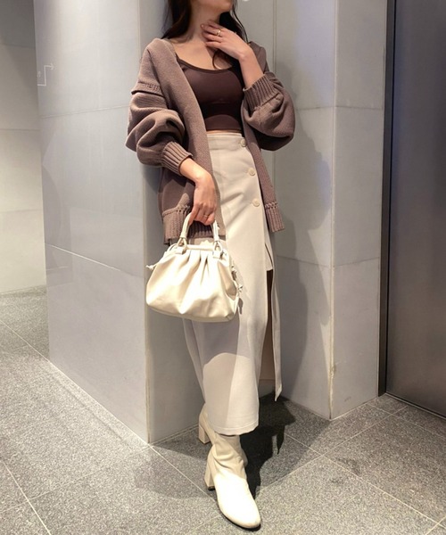 one after another NICE CLAUP(ワンアフターアナザーナイスクラップ)の「マストバイのトレンドアイテム ブラトップ(キャミソール・レディース・チャコールグレー/ブラウン/オフホワイト・FREE)」の6枚目の写真