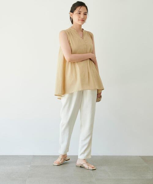 green label relaxing（グリーンレーベルリラクシング）の「【矢野未希子さん着用】スクエア トングサンダル（サンダル・レディース・ブラック/ピンク/ゴールド/オフホワイト・S/L/M）」の6枚目の写真