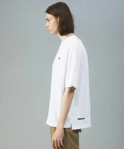 KELTY(ケルティ)の「WEB限定 KELTY×MYSELF ABAHOUSE/ケルティ 別注 ワンポイント ヴィンテージロゴ Tシャツ(Tシャツ/カットソー・メンズ・ホワイト/ブラック/ベージュ/グリーン・46/48/50)」の6枚目の写真