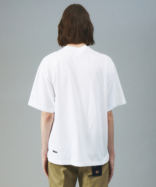 KELTY(ケルティ)の「WEB限定 KELTY×MYSELF ABAHOUSE/ケルティ 別注 ワンポイント ヴィンテージロゴ Tシャツ(Tシャツ/カットソー・メンズ・ホワイト/ブラック/ベージュ/グリーン・46/48/50)」の7枚目の写真