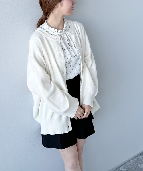 mysty woman(ミスティウーマン)の「柄プリントフリルネックフレンチブラウス 276397(シャツ/ブラウス・レディース・ホワイト系/ブラック系/ベージュ系/グリーン系・FREE)」の14枚目の写真