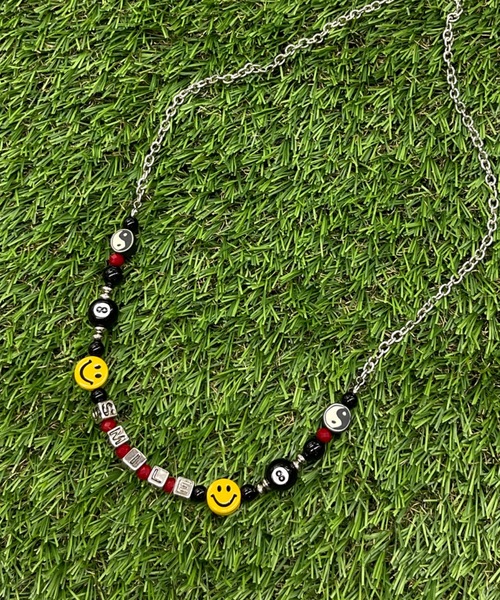 ハンドメイド カラービーズ スマイリーネックレス レディースファッションネックレス Pingyongchang Handmade 並行輸入品 SMILEY FACE（スマイリーフェイス）の「SMILEY FACE（スマイリー