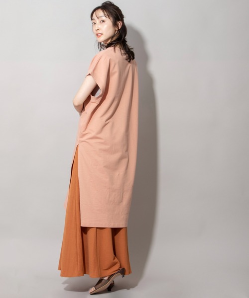 Munich(ミューニック)の「コットンライトインレーサイドスリットプルオーバー(Tシャツ/カットソー・レディース・ホワイト/ブラック/カーキ/ピンク/イエロー・FREE)」の8枚目の写真