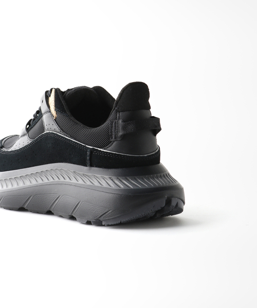 UGG（アグ）の「【UGG / アグ】CA805 V2（スニーカー・メンズ・ホワイト/ブラック・100/9/XX-SMALL）」の17枚目の写真