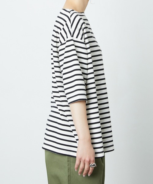 FREAK'S STORE（フリークスストア）の「ビッグシルエットバスクボーダーTシャツ 5分袖（Tシャツ/カットソー・レディース・ホワイト×ブルー/ホワイト×ブラック・マルチサイズ）」の17枚目の写真