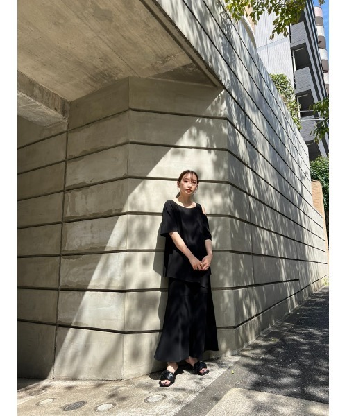 LILIDIA（リリディア）の「ランダムリブアシメTOP（Tシャツ/カットソー・レディース・ライトブラウン/ブラック/ピンク・SMALL/MEDIUM）」の14枚目の写真