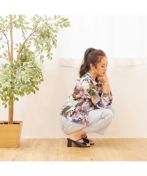 chumchum（チャムチャム）の「スクエアカットローヒールサンダル（サンダル・レディース・ブラック/ホワイト系その他2/ブラック系その他2・S/M/L/LL）」の14枚目の写真