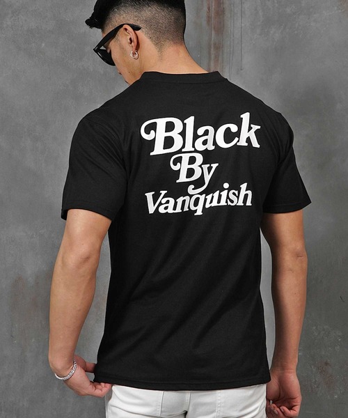 BLACK by VANQUISH(ブラックバイバンキッシュ)の「バック ロゴプリント 半袖 Tシャツ ブラック(Tシャツ/カットソー・メンズ・ブラック・M/L/XL)」の2枚目の写真