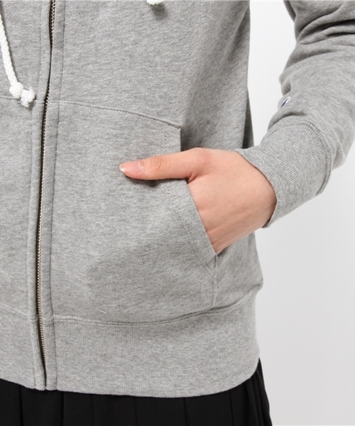CIAOPANIC(チャオパニック)の「【CHAMPION】ZIPHOODEDSWEAT(パーカー・レディース・オフホワイト/グレー・MEDIUM)」の9枚目の写真