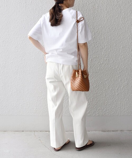 SHIPS（シップス）の「*【SHIPS別注】GoodwearラグランリブTEE◇（Tシャツ/カットソー・レディース・チャコールグレー/ライトホワイト/ベージュ/グリーン・ONE SIZE）」の22枚目の写真