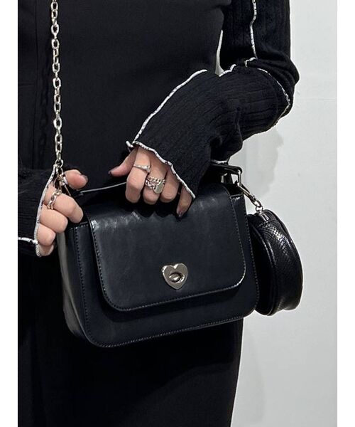 jouetie(ジュエティ)の「ワンハンドルマルチ BAG(ハンドバッグ・レディース・オフホワイト/ブラック・FREE)」の1枚目の写真