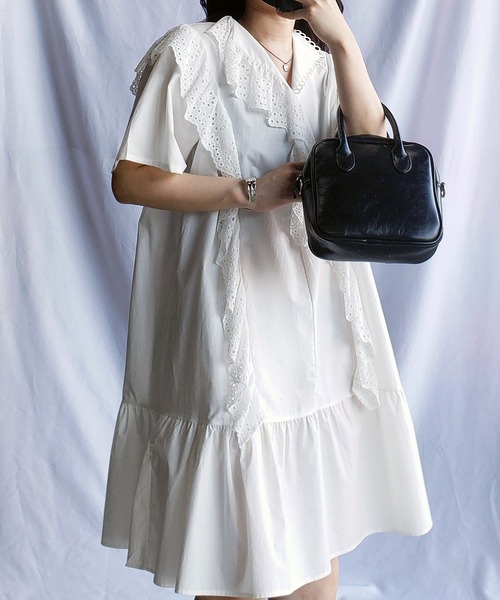 me+em select（ミームセレクト）の「レースフリル切替ボリュームコットンワンピース 【 半袖バージョンが登場！ 】（シャツワンピース・レディース・ベージュ/ホワイト/ブルー・ONESIZE）」の8枚目の写真