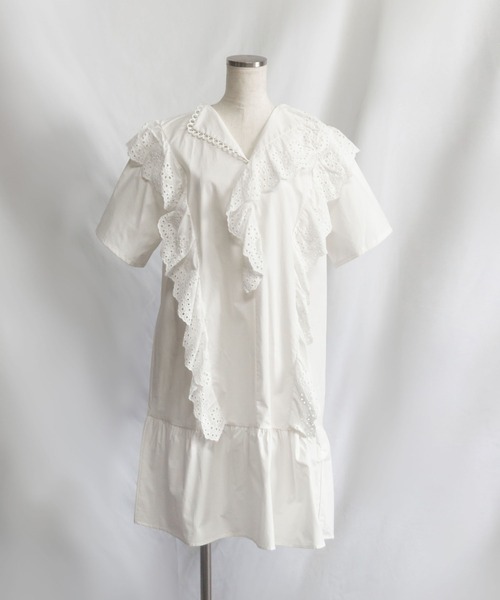 me+em select（ミームセレクト）の「レースフリル切替ボリュームコットンワンピース 【 半袖バージョンが登場！ 】（シャツワンピース・レディース・ベージュ/ホワイト/ブルー・ONESIZE）」の18枚目の写真