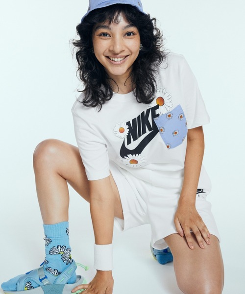 NIKE（ナイキ）の「ナイキ スポーツウェア メンズ Tシャツ / Nike Sportswear Men's T-Shirt（Tシャツ/カットソー・メンズ・ホワイト/ブルー系その他2・S/M/L/2XL/XL/XS）」の6枚目の写真