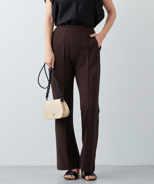 natural couture（ナチュラルクチュール）の「カットジョーゼットピンタックフレアパンツ（その他パンツ・レディース・オフホワイト/ブラック/ブラウン/グリーン・SMALL/MEDIUM）」の4枚目の写真